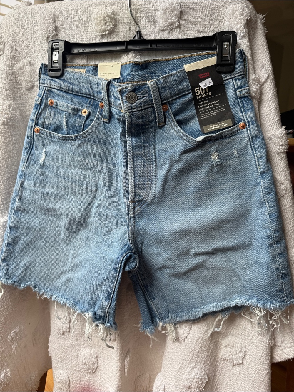 Levi's Medium Light Blue High-Rise Frayed Hem Denim Shorts - Picture 4 of 4